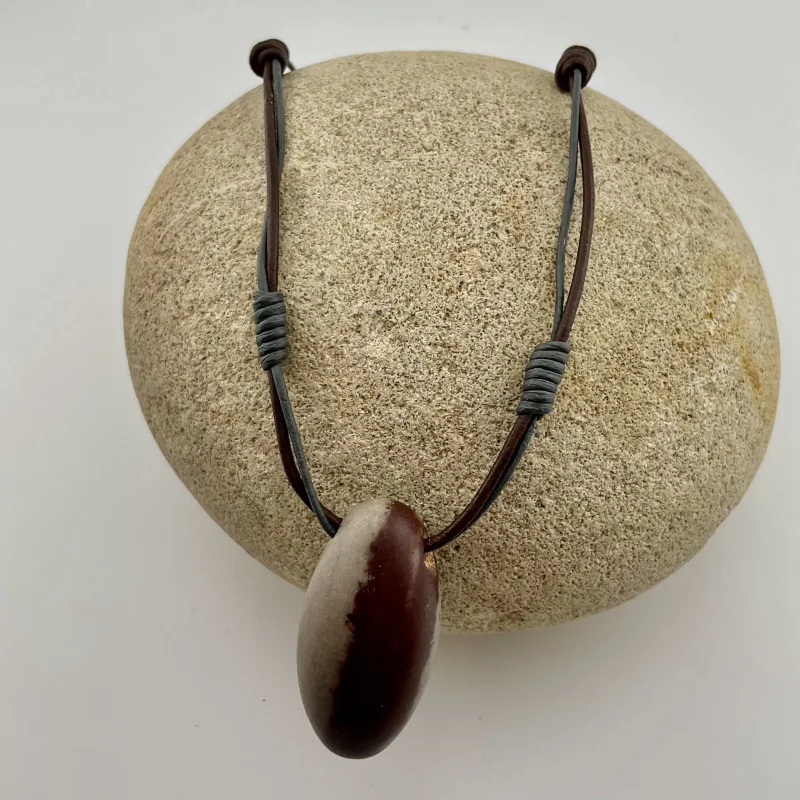 Shiva-Lingam Halskette – Symbol für Energie & Harmonie